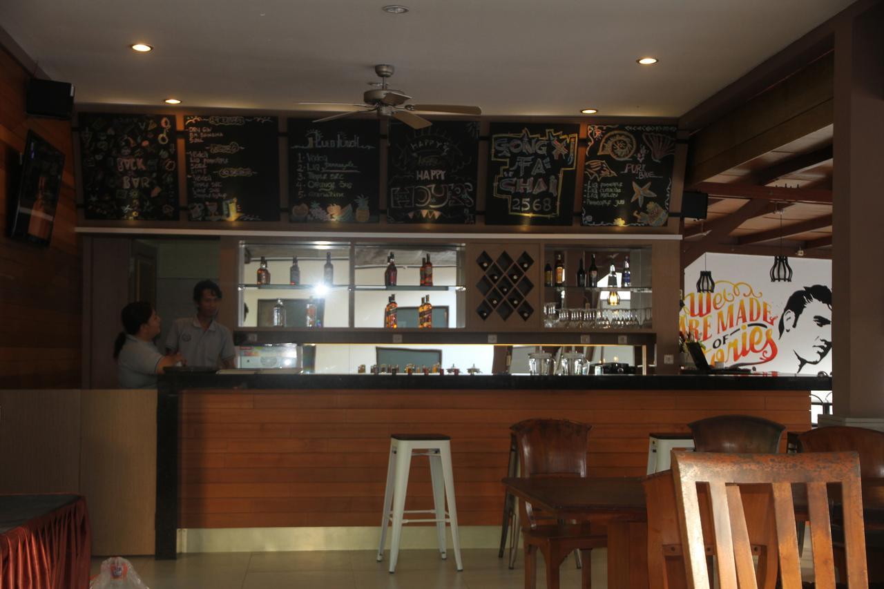 Puri Senggigi Hotel Mangsit Exterior photo
