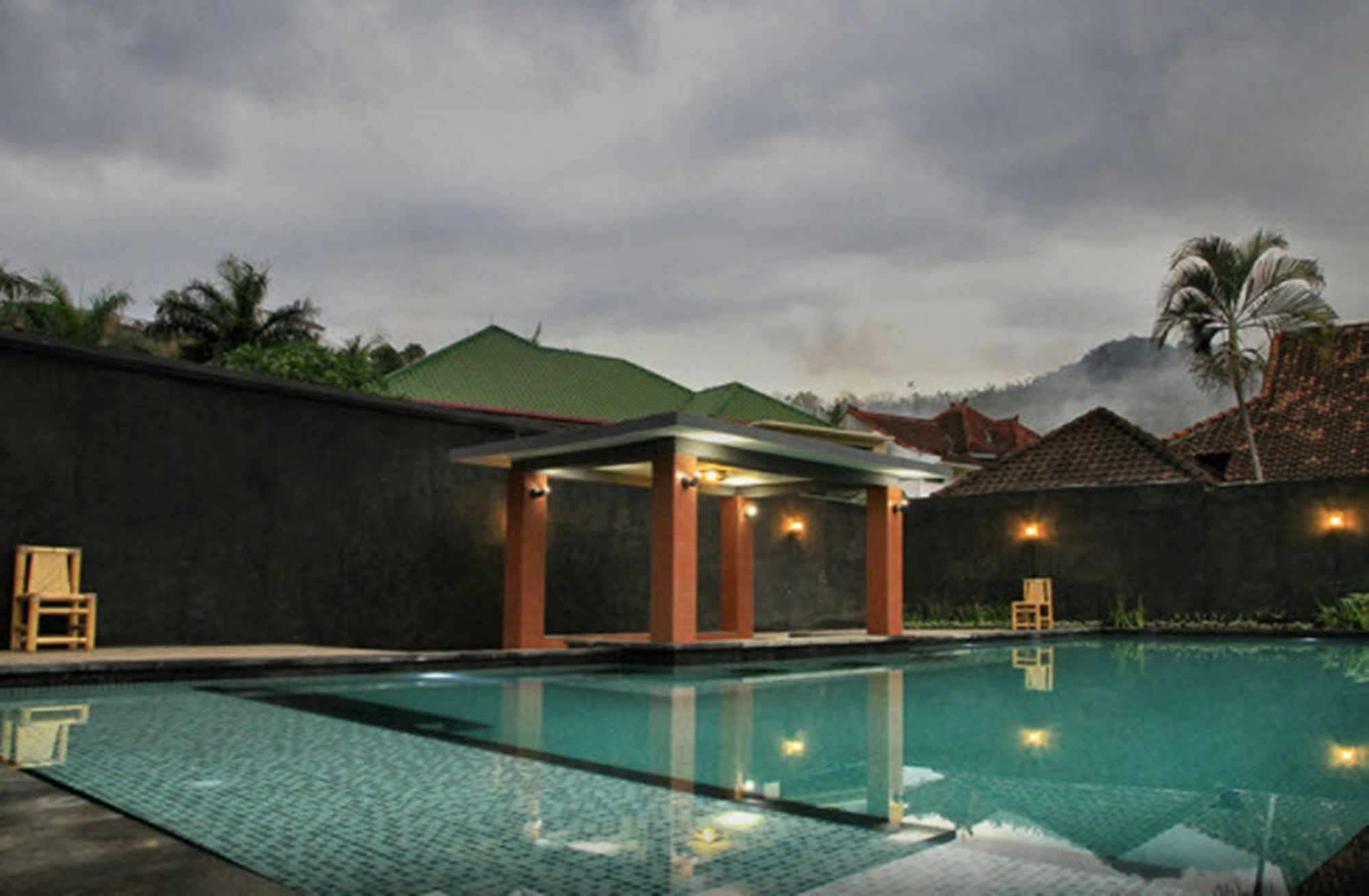 Puri Senggigi Hotel Mangsit Exterior photo