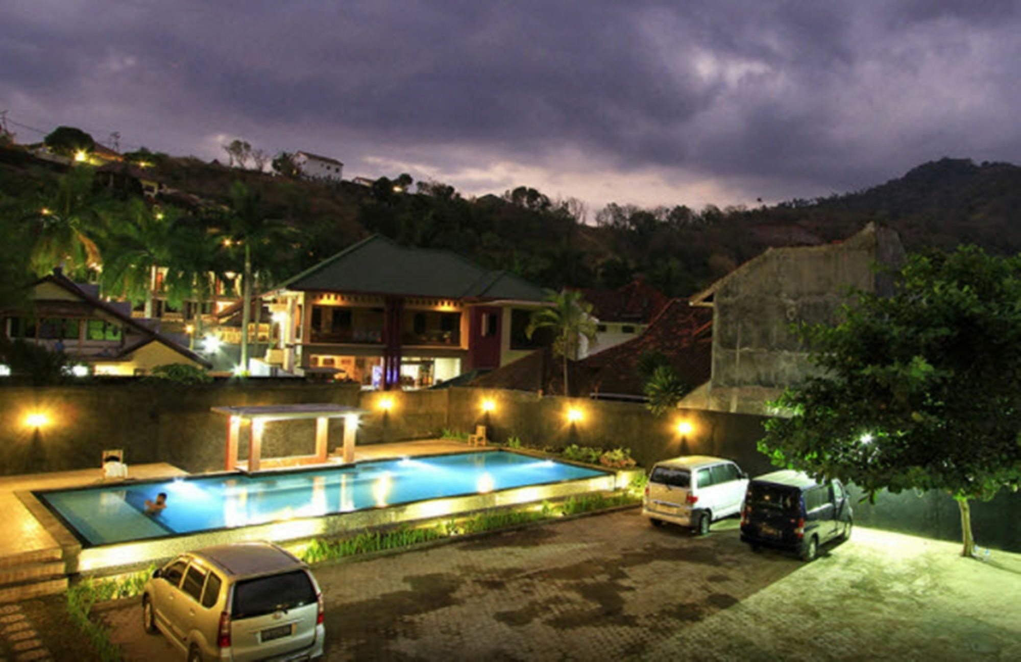 Puri Senggigi Hotel Mangsit Exterior photo